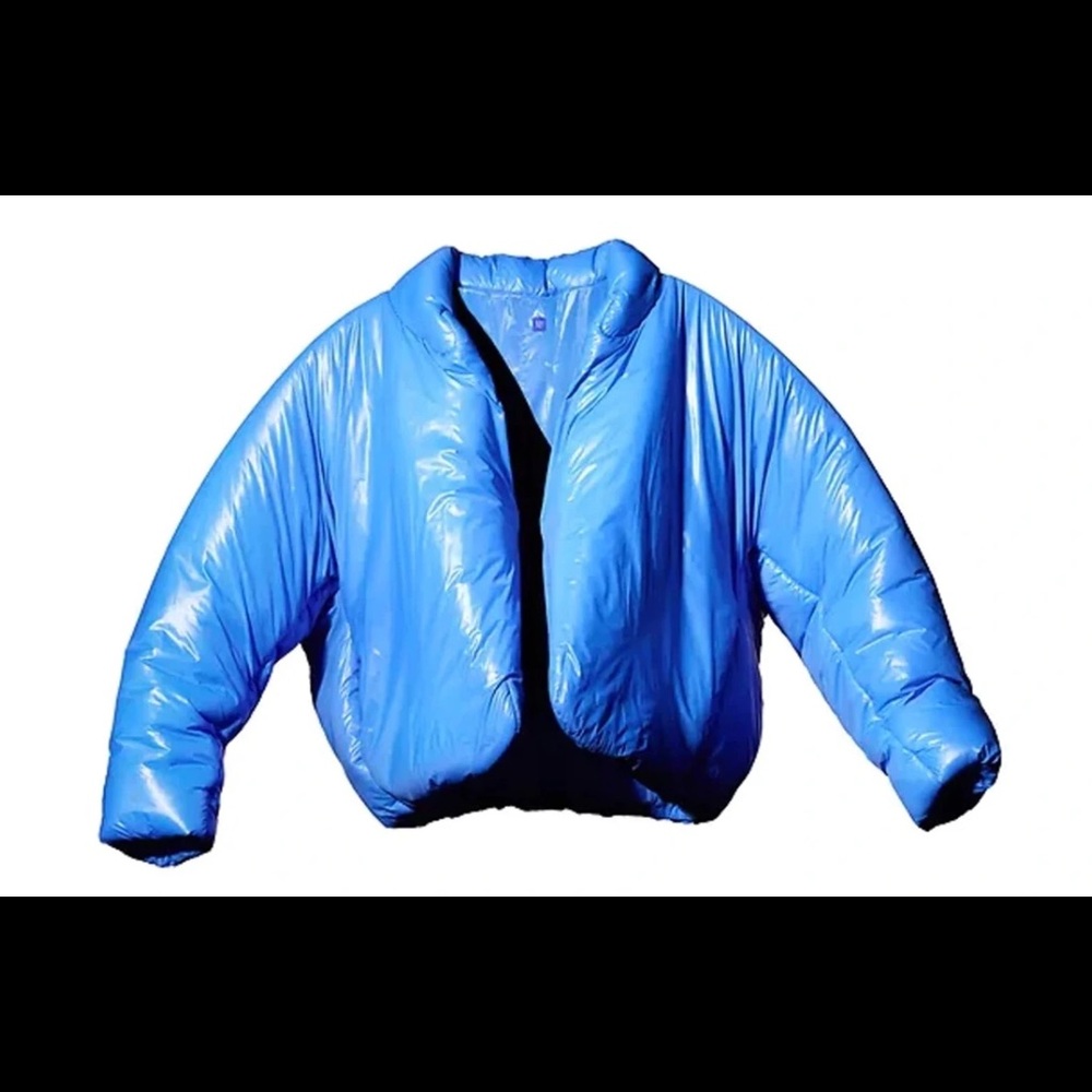 💙 YEEZY X GAP 💙 Cropped Puffer - Size M Brand New; Original box & package - Picture 4 of 4